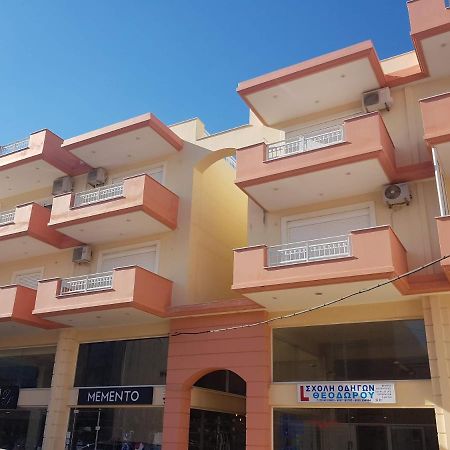 Relaxing City Center West Luxury Studio Каристос Екстериор снимка